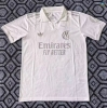 Max Maillot Real Madrid maillot 125e anniversaire 2026/27